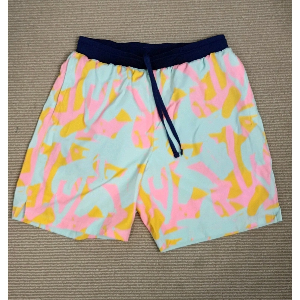 Fabletics Fundamental Short II Men's Sz M Pastel Camo Workout Shorts Multicolor